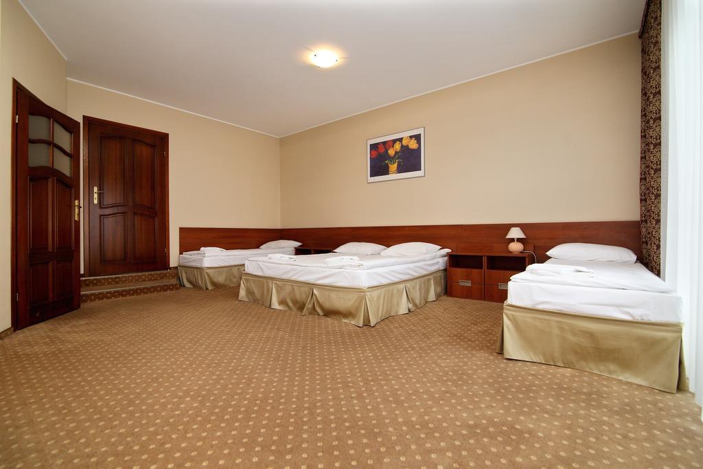 Amadeus Motel Łomża Cameră foto